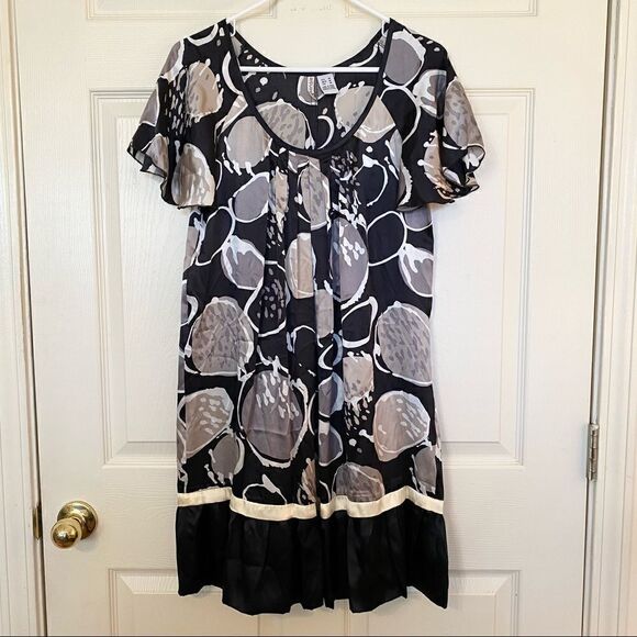 Pretty Kensie Silk Dress  - Picture 1 of 6